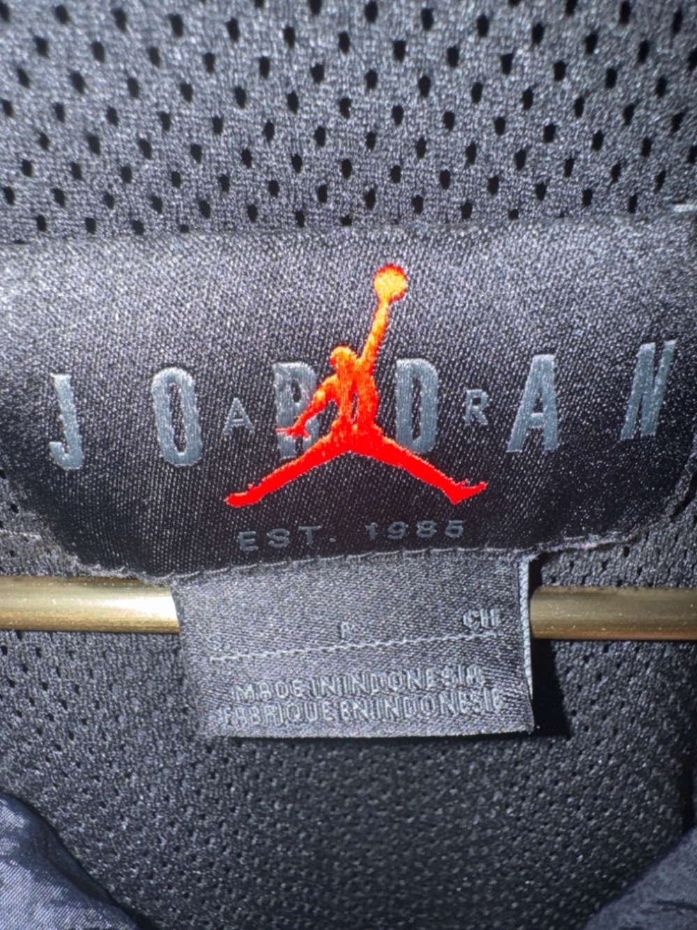 Nike Jordan Black and Gray Lightweight Windbreaker - Picture 2 of 4